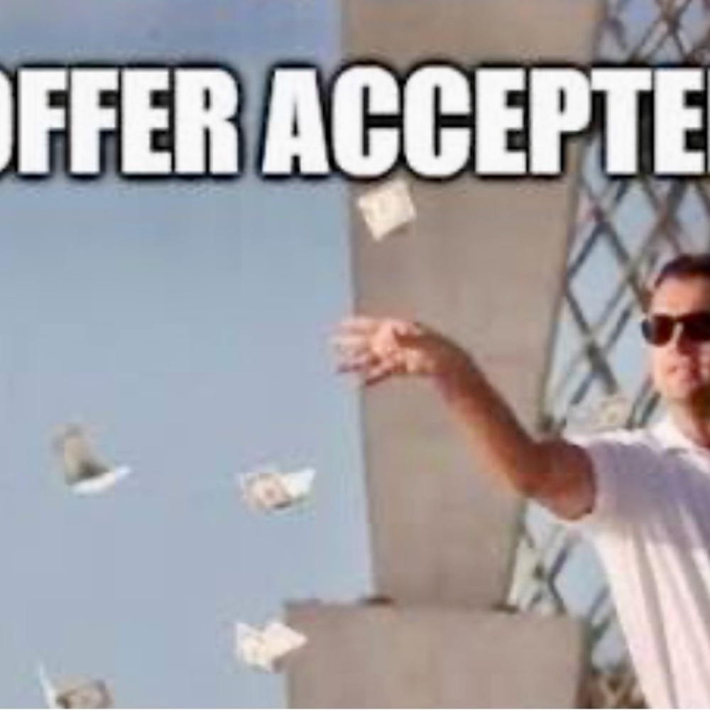 I always will accept offers Bundle No Trades 😘😘